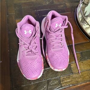 NEW Under Armour Purple High-Top Sneakers (basketball shoes)